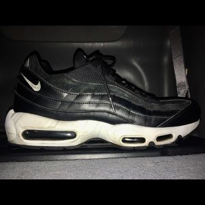 Nike Air Max 95 Rebel Skulls Pack 11.5